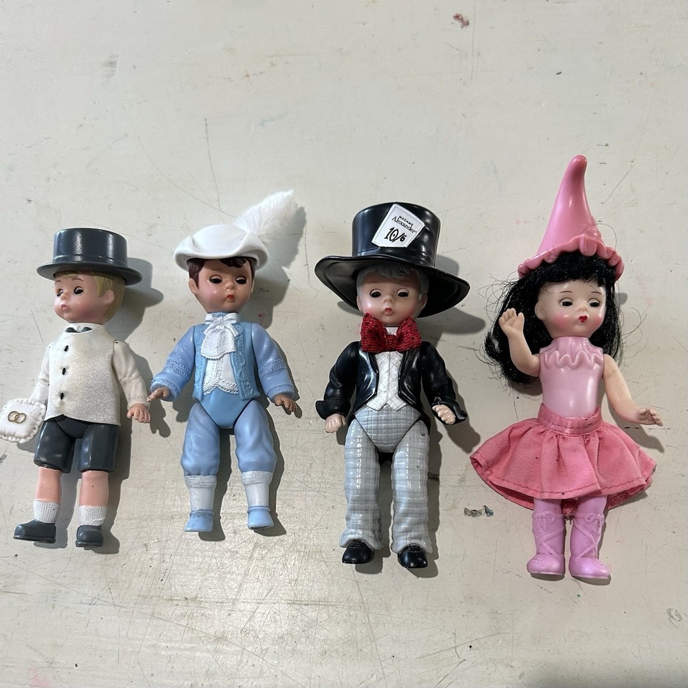McDonalds Happy Meal Toys Madame Alexander Dolls lot of 4 - Vintage 2000's